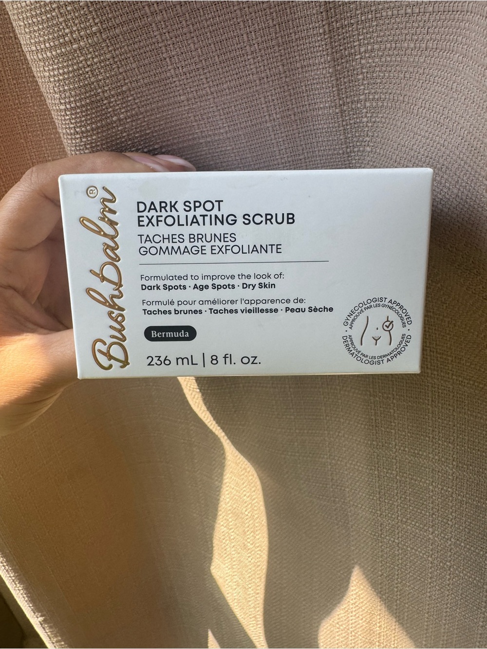 Dark Spot Exfoliating Scrub — White
